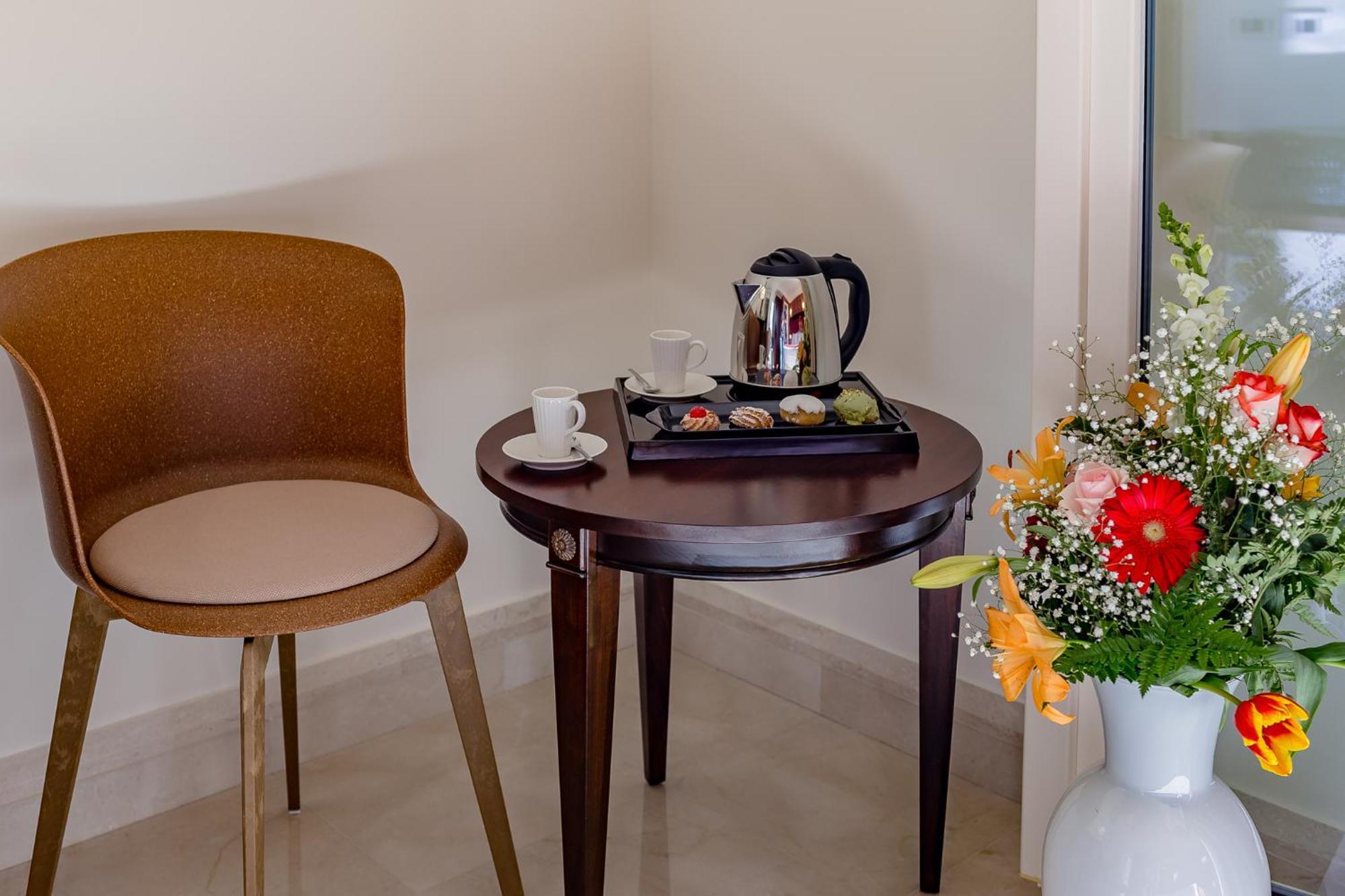 שאקה La Paloma Blanca Hotel מראה חיצוני תמונה